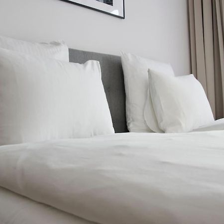 Premium Apartment By Hi - Central 2 Bedroom - Best View Budapest Kültér fotó