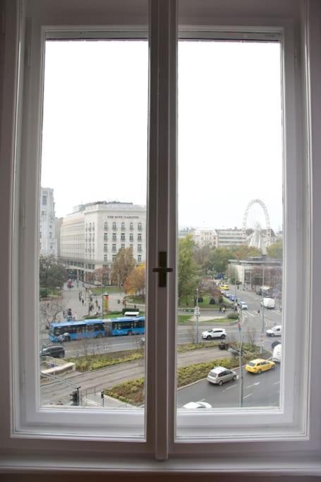 Premium Apartment By Hi - Central 2 Bedroom - Best View Budapest Kültér fotó